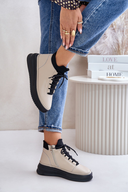 Pele tênis com uma plataforma Artiker 55C0554 bege  Pele tênis com uma plataforma Artiker 55C0554 bege