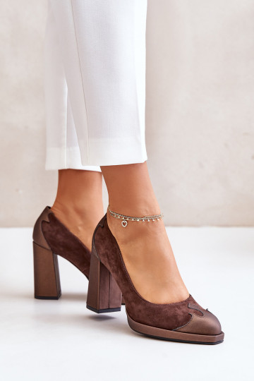 Sapatos de camurça com salto Laura Messi 2702 cor marrom