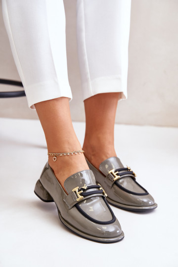 com efeito verniz sapato Feminino Klocke com enfeites Artiker 55C0412 cor cinza