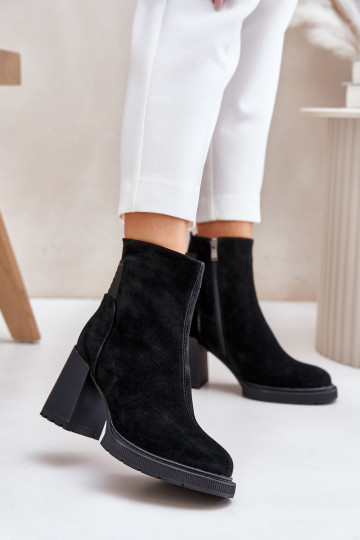 Botas curtas de camurça quentes com salto D&A CR42-106 preto