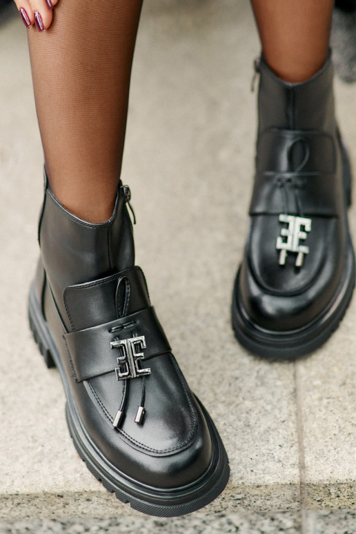 Pele Botas com salto largo com enfeites aquecimento cor preta Asperra Pele Botas com salto largo com enfeites aquecimento cor preta Asperra