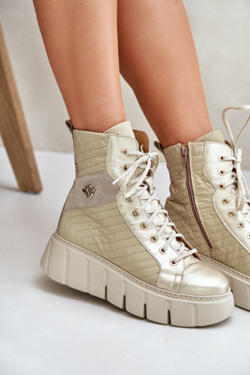 Pele Botas com uma plataforma Tem que serciejka 06751-25 cor dourada