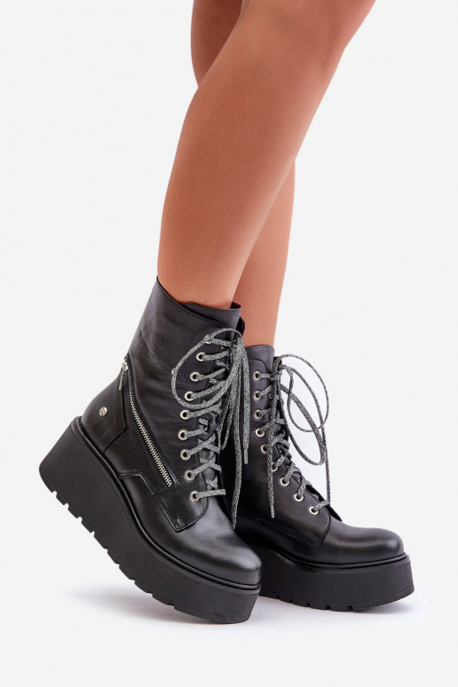 Pele Botins de trabalho com uma plataforma I Koturnie Tem que serciejka 06676-01 cor preta Pele Botins de trabalho com uma plataforma I Koturnie Tem que serciejka 06676-01 cor preta