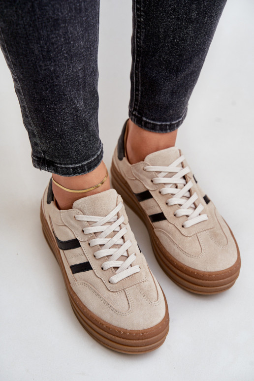 Zazoo N1176 de camurça À modalo de tênis com uma plataforma bege Zazoo N1176 de camurça À modalo de tênis com uma plataforma bege