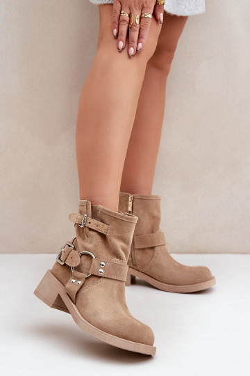 Sapatos femininos de camurça com salto baixo e tiras Zazoo 3644 na cor areia 2
