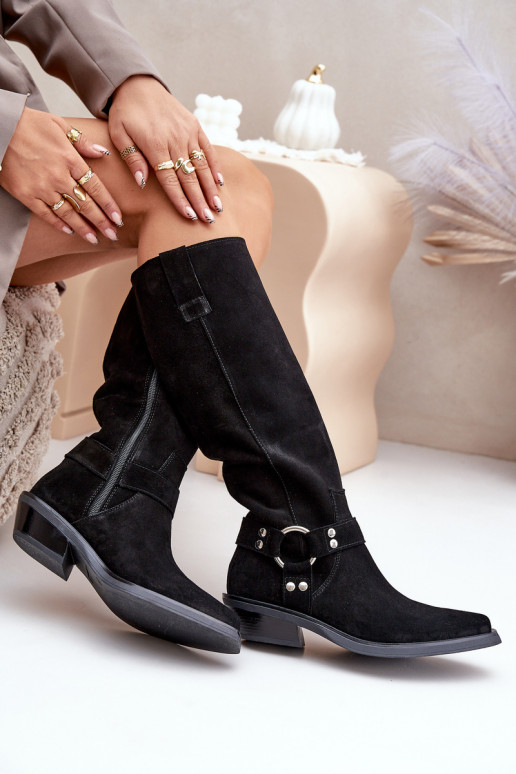 de camurça botas estilo vaqueiro De salto baixo com enfeites Zazoo 3656 cor preta de camurça botas estilo vaqueiro De salto baixo com enfeites Zazoo 3656 cor preta