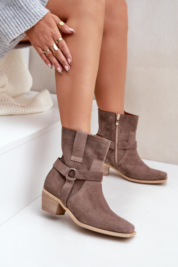 Botas de camurça de cano curto com saltos Zazoo 3444/2 na cor marrom