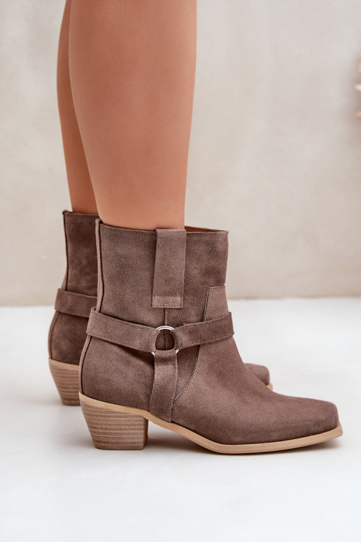 BotasHabilitadoturalnego de camurçau com salto Zazoo 3444/2 cor marrom BotasHabilitadoturalnego de camurçau com salto Zazoo 3444/2 cor marrom