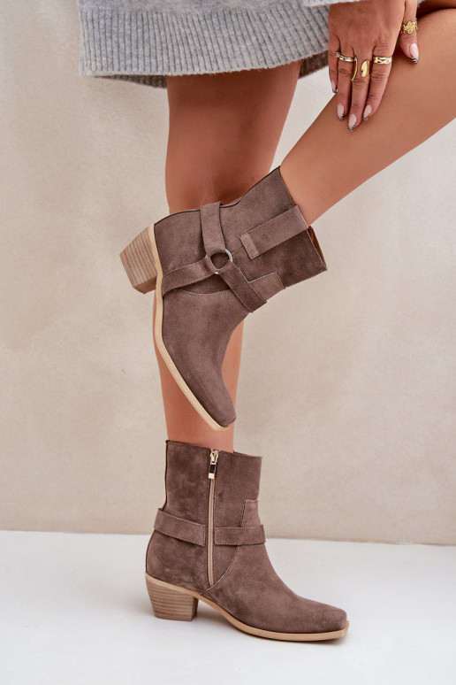 BotasHabilitadoturalnego de camurçau com salto Zazoo 3444/2 cor marrom BotasHabilitadoturalnego de camurçau com salto Zazoo 3444/2 cor marrom