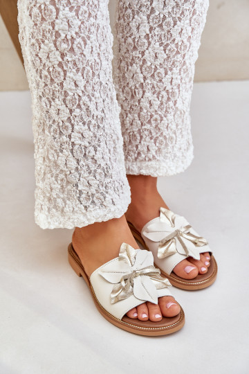 Chinelos com enfeites couro natural Zazoo 3667 cor branca