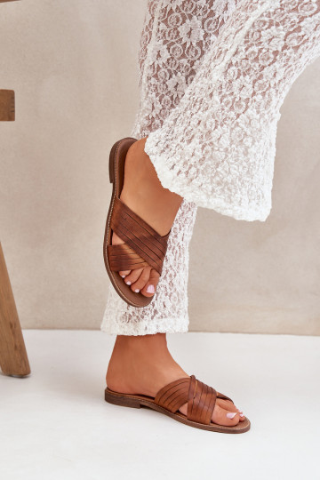 Chinelos femininos de couro LeĮskis Shoes 3682 marrons