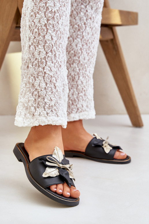 Chinelos com enfeites couro natural Zazoo 3574/Z cor preta Chinelos com enfeites couro natural Zazoo 3574/Z cor preta