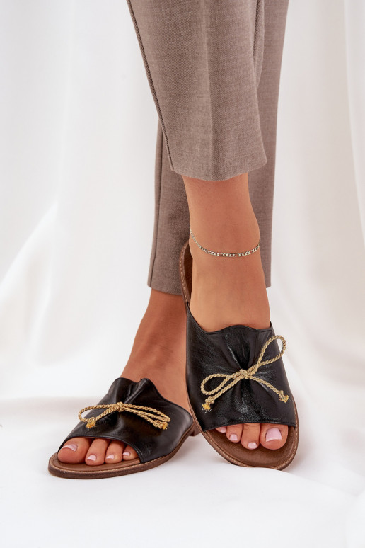 Pele isósceles Estilo elegante Chinelos com fitas LeParaski 3572 cor preta Pele isósceles Estilo elegante Chinelos com fitas LeParaski 3572 cor preta