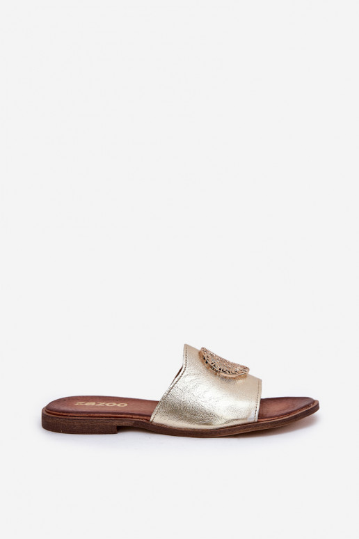 Zazoo 2938 Chinelos de couro com salto largo com enfeites cor dourada Zazoo 2938 Chinelos de couro com salto largo com enfeites cor dourada