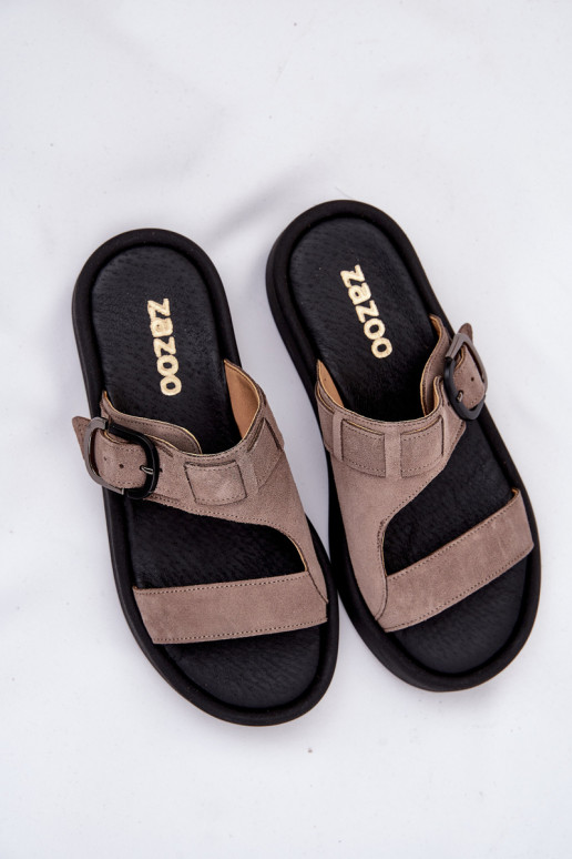 Chinelos femininos de camurça com uma plataforma Zazoo 3024 cor marrom Chinelos femininos de camurça com uma plataforma Zazoo 3024 cor marrom