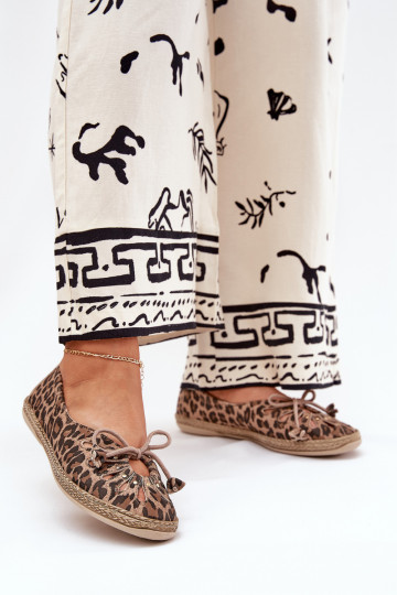 Balerinas de couro com estampas de pele de leopardo Zazoo 10179 cor marrom