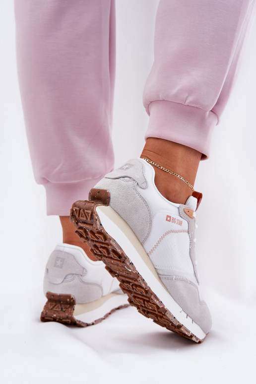 de camurça  tênis Feminino Big Star RR274235 HI-POLY SYSTEM bege de camurça  tênis Feminino Big Star RR274235 HI-POLY SYSTEM bege