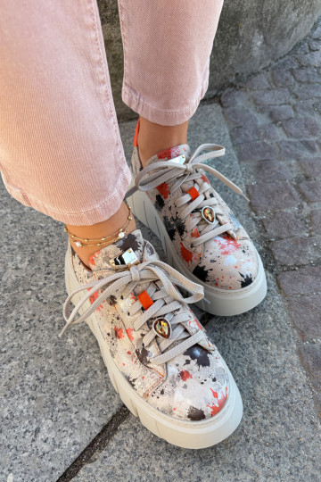 Pele À modalo de tênis com uma plataforma Tem que serciejka 06891-18 bege 2