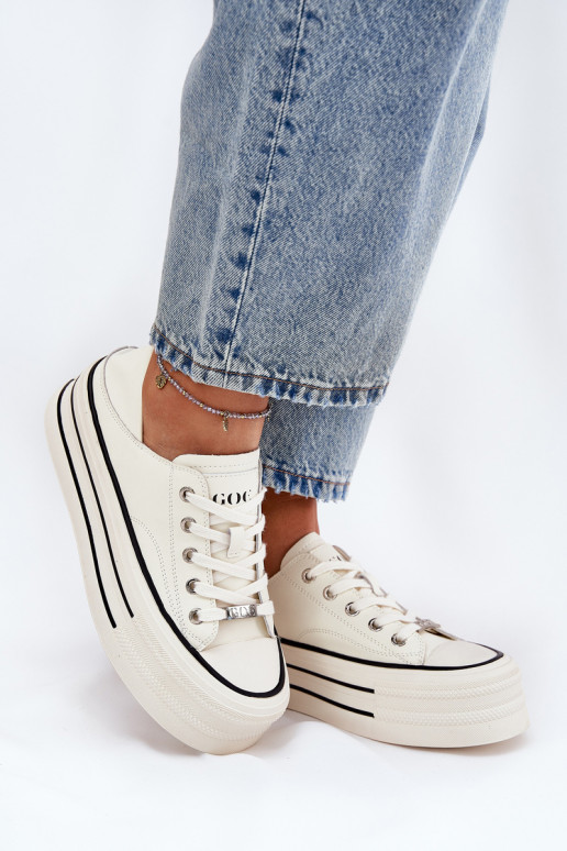 Pele Sapatos de lazer com uma plataforma GOE RR2N4106 cor branca Pele Sapatos de lazer com uma plataforma GOE RR2N4106 cor branca