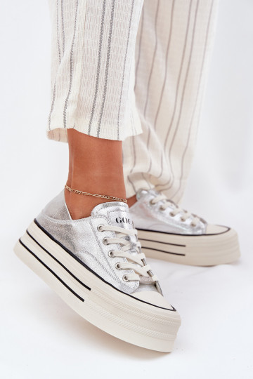 Pele Sapatos de lazer com uma plataforma GOE RR2N4108 cor prata 2