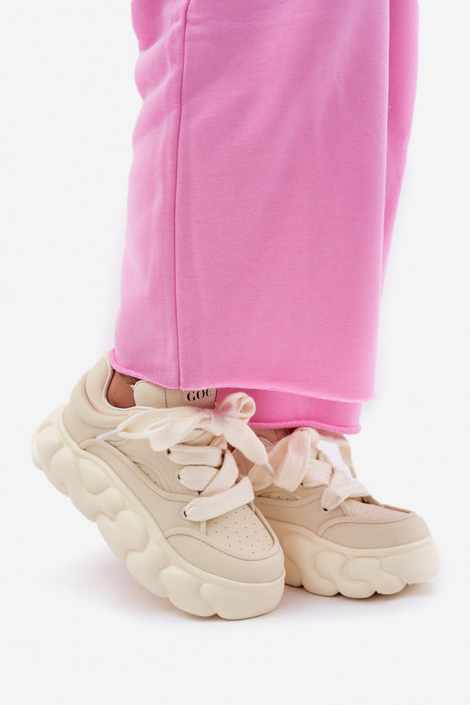 Pele À modalo de tênis Feminino com uma plataforma GOE RR2N4043 bege Pele À modalo de tênis Feminino com uma plataforma GOE RR2N4043 bege