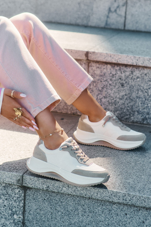 de camurça À modalo de tênis Feminino com uma plataforma Big Star RR274A344 HI-POLY SYSTEM bege de camurça À modalo de tênis Feminino com uma plataforma Big Star RR274A344 HI-POLY SYSTEM bege