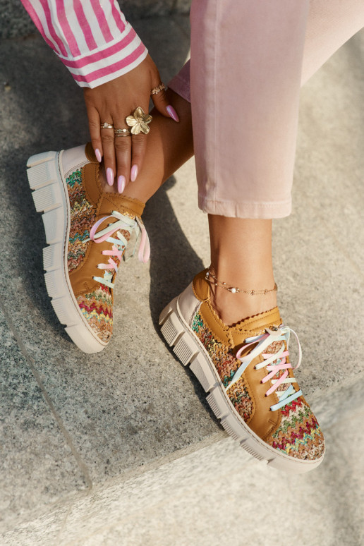 Feminino Pele sapato Tem que serciejka 05850-29 Cores diferentes Feminino Pele sapato Tem que serciejka 05850-29 Cores diferentes