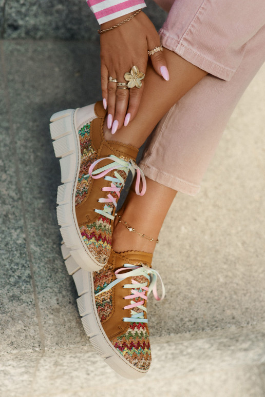 Feminino Pele sapato Tem que serciejka 05850-29 Cores diferentes Feminino Pele sapato Tem que serciejka 05850-29 Cores diferentes