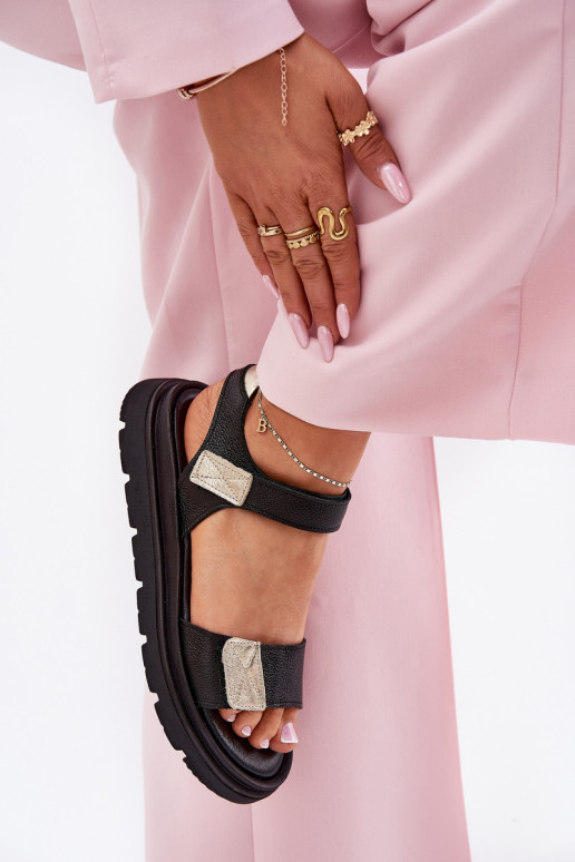 Sandálias femininas Feminino com uma plataforma Zazoo 40443 cor preta Sandálias femininas Feminino com uma plataforma Zazoo 40443 cor preta