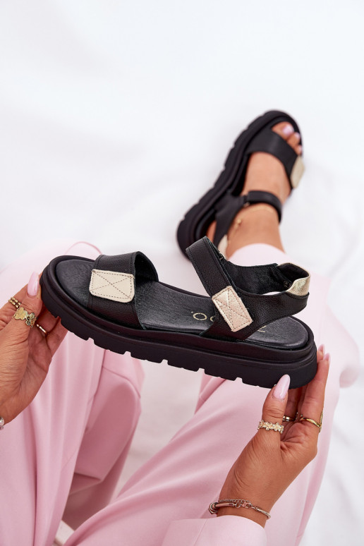 Sandálias femininas Feminino com uma plataforma Zazoo 40443 cor preta Sandálias femininas Feminino com uma plataforma Zazoo 40443 cor preta