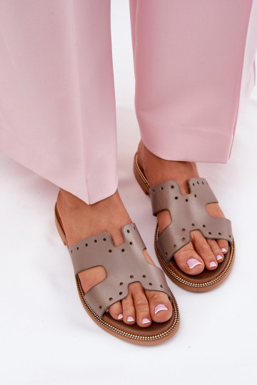 Chinelos femininos Zazoo 40326 com recortes decorativos cor areia