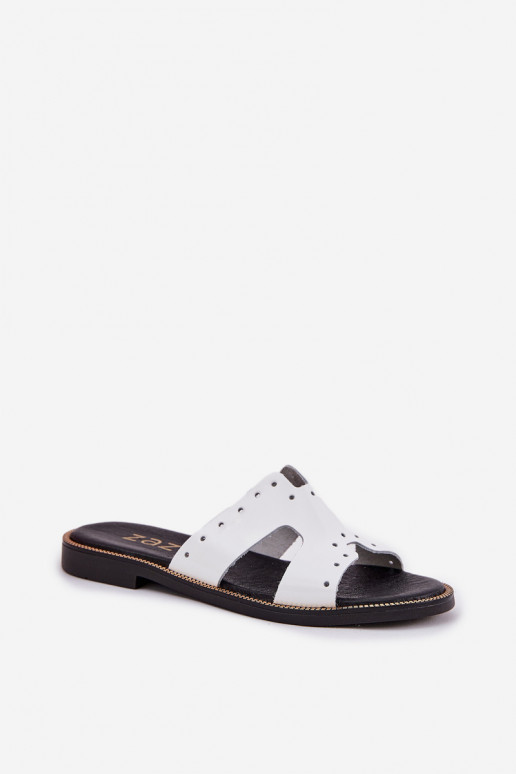 Zazoo 40326 com efeito verniz Feminino Chinelos Com recortes decorativos cor branca Zazoo 40326 com efeito verniz Feminino Chinelos Com recortes decorativos cor branca