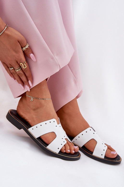 Zazoo 40326 com efeito verniz Feminino Chinelos Com recortes decorativos cor branca Zazoo 40326 com efeito verniz Feminino Chinelos Com recortes decorativos cor branca