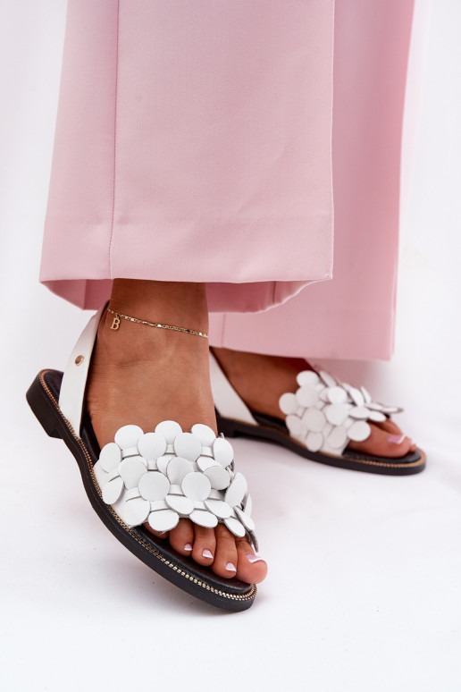 Sandálias femininas com salto largo Zazoo 40425 cor branca Sandálias femininas com salto largo Zazoo 40425 cor branca