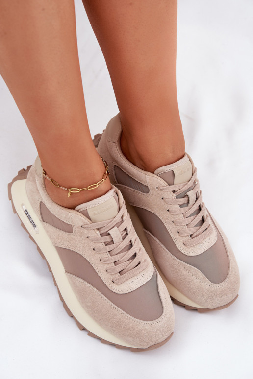 de camurça À modalo de tênis com uma plataforma Feminino Big Star RR274897 HI-POLY SYSTEM bege