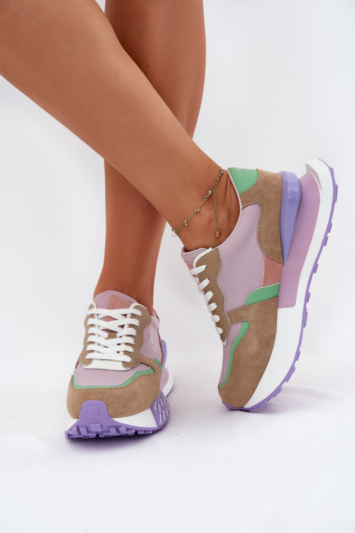 de camurça À modalo de tênis Feminino com uma plataforma Big Star RR274815 HI-POLY SYSTEM cor rosa de camurça À modalo de tênis Feminino com uma plataforma Big Star RR274815 HI-POLY SYSTEM cor rosa