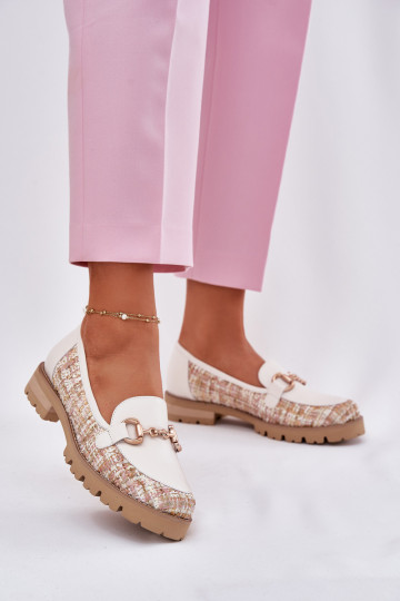 Pele mocassins femininos Ze cor douradam Detalem Laura Messi 2938 cor de marfim 2