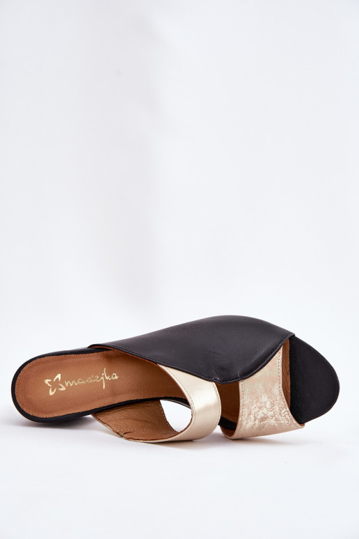 Chinelos de couro Feminino com salto Tem que serciejka 06943-25 Preto e-cor dourada Chinelos de couro Feminino com salto Tem que serciejka 06943-25 Preto e-cor dourada