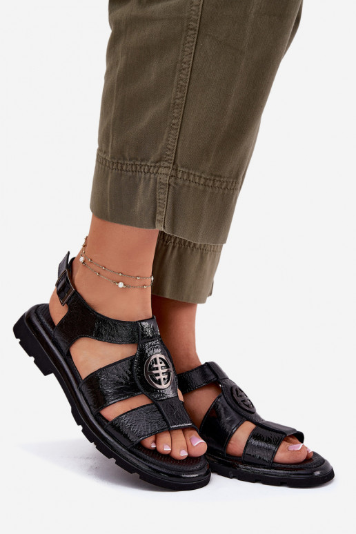 Sandálias femininas Feminino com efeito verniz Com decorações Detalem Artiker 56C0691 cor preta Sandálias femininas Feminino com efeito verniz Com decorações Detalem Artiker 56C0691 cor preta