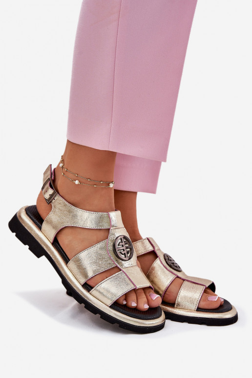 Sandálias femininas Feminino com efeito verniz Com decorações Detalem Artiker 56C0689 cor dourada Sandálias femininas Feminino com efeito verniz Com decorações Detalem Artiker 56C0689 cor dourada