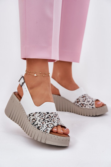 Sandálias femininasHabilitadoturalnej Skóry Em uma cunha Artiker 56C0958 cor branca 2