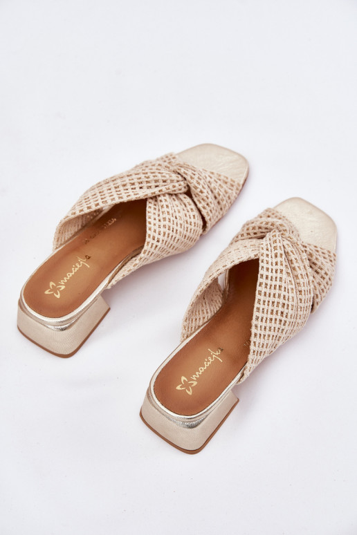 Chinelos femininos Klocke Tem que serciejka 06955-25 bege-cor dourada Chinelos femininos Klocke Tem que serciejka 06955-25 bege-cor dourada