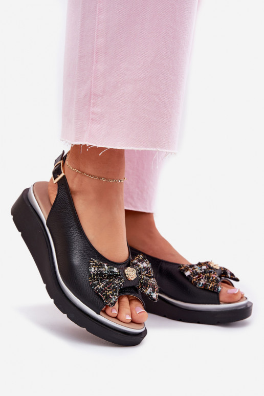 Sandálias femininas Feminino Em uma cunha com fitas Zazoo 1882 cor preta Sandálias femininas Feminino Em uma cunha com fitas Zazoo 1882 cor preta