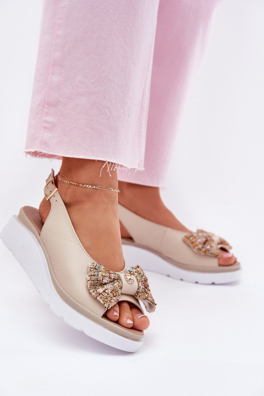 Sandálias femininas Feminino Em uma cunha com fitas Zazoo 1882 bege Sandálias femininas Feminino Em uma cunha com fitas Zazoo 1882 bege