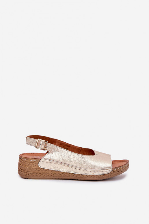 Sandálias femininas Feminino Em uma cunha Tem que serciejka L7069 -25 cor dourada Sandálias femininas Feminino Em uma cunha Tem que serciejka L7069 -25 cor dourada