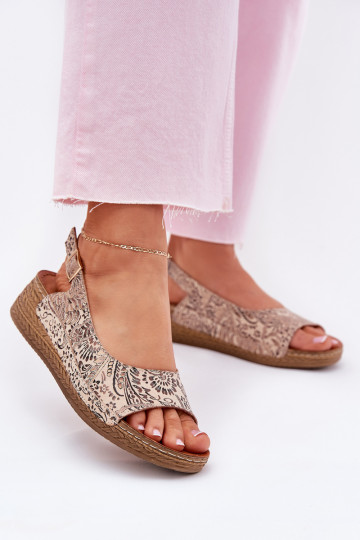 Sandálias femininas Feminino Em uma cunha Tem que serciejka L7069-04 bege 2