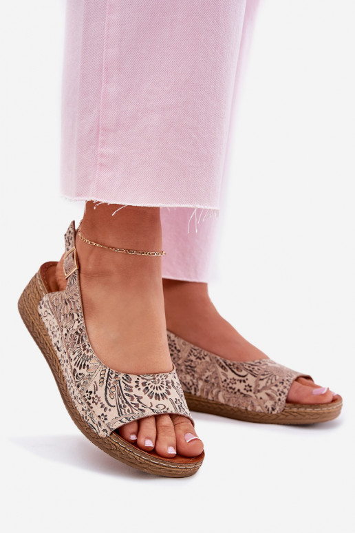 Sandálias femininas Feminino Em uma cunha Tem que serciejka L7069-04 bege Sandálias femininas Feminino Em uma cunha Tem que serciejka L7069-04 bege