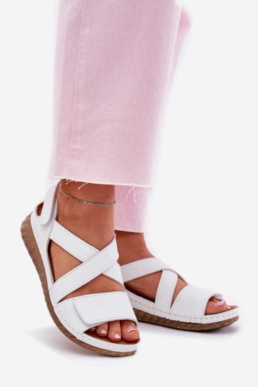 Sandálias femininas Feminino com fixadores adesivos Tem que serciejka L6848-11 cor branca Sandálias femininas Feminino com fixadores adesivos Tem que serciejka L6848-11 cor branca