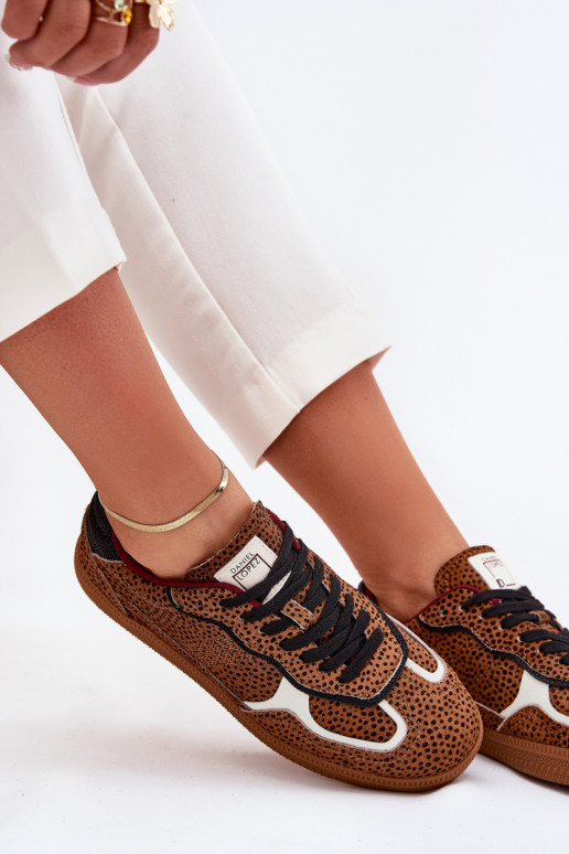 À modalo de tênis Feminino Daniel Lopez Just Dare SS2D4016 cor marrom À modalo de tênis Feminino Daniel Lopez Just Dare SS2D4016 cor marrom