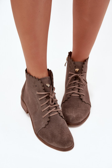 Botas de camurça com salto largo Zazoo 2964 na cor areia 2